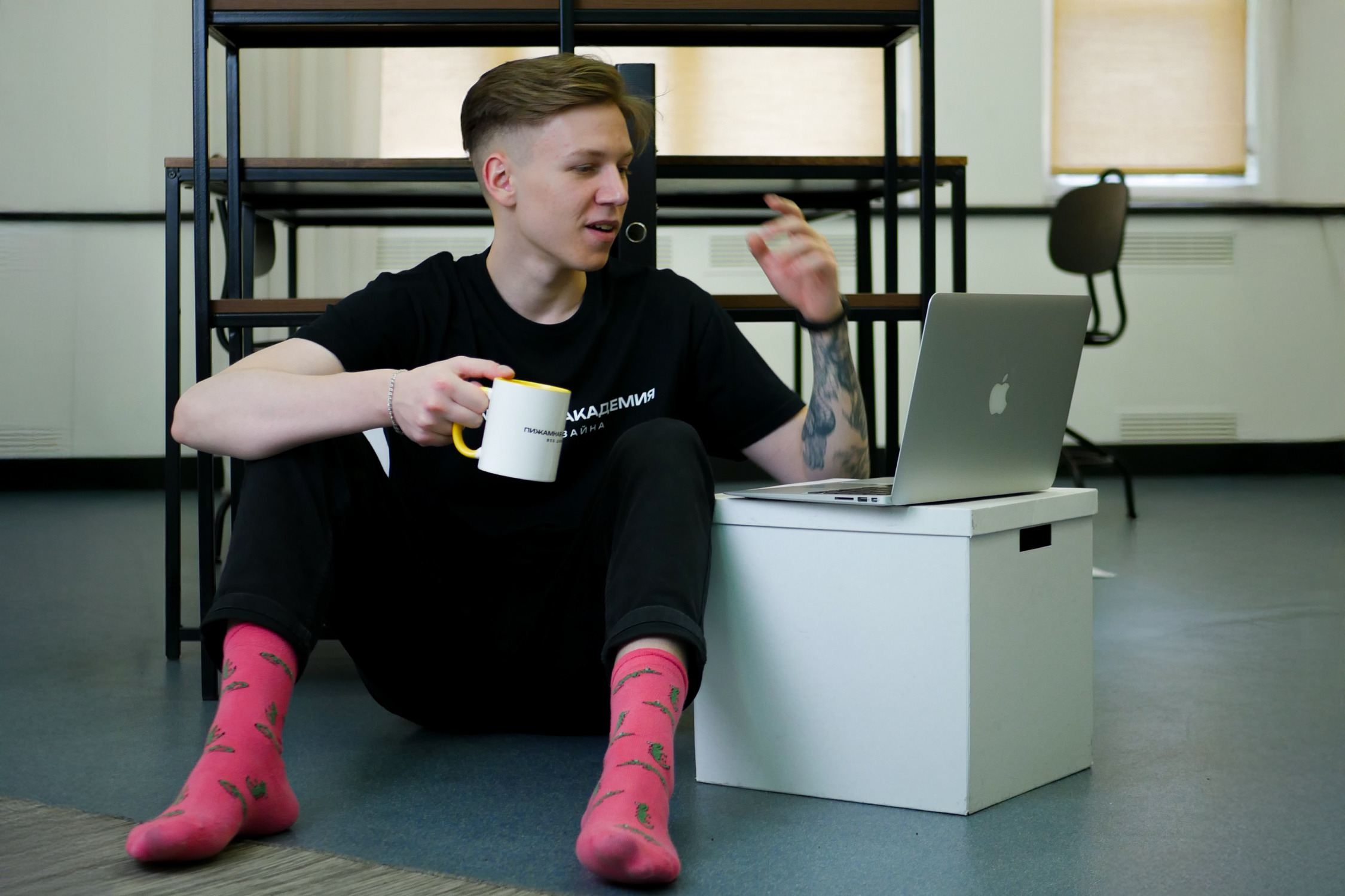 preview-2-new Как работать с яркими цветами: секреты Stripe, Notion и Headspace