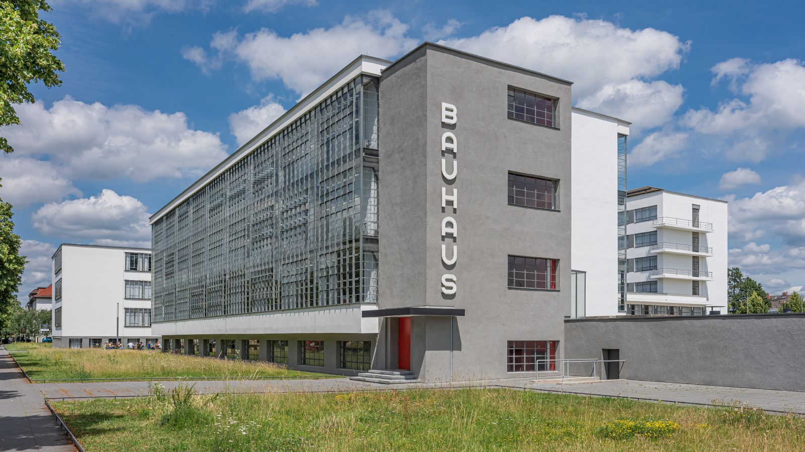 Дизайн здания школы Баухаус