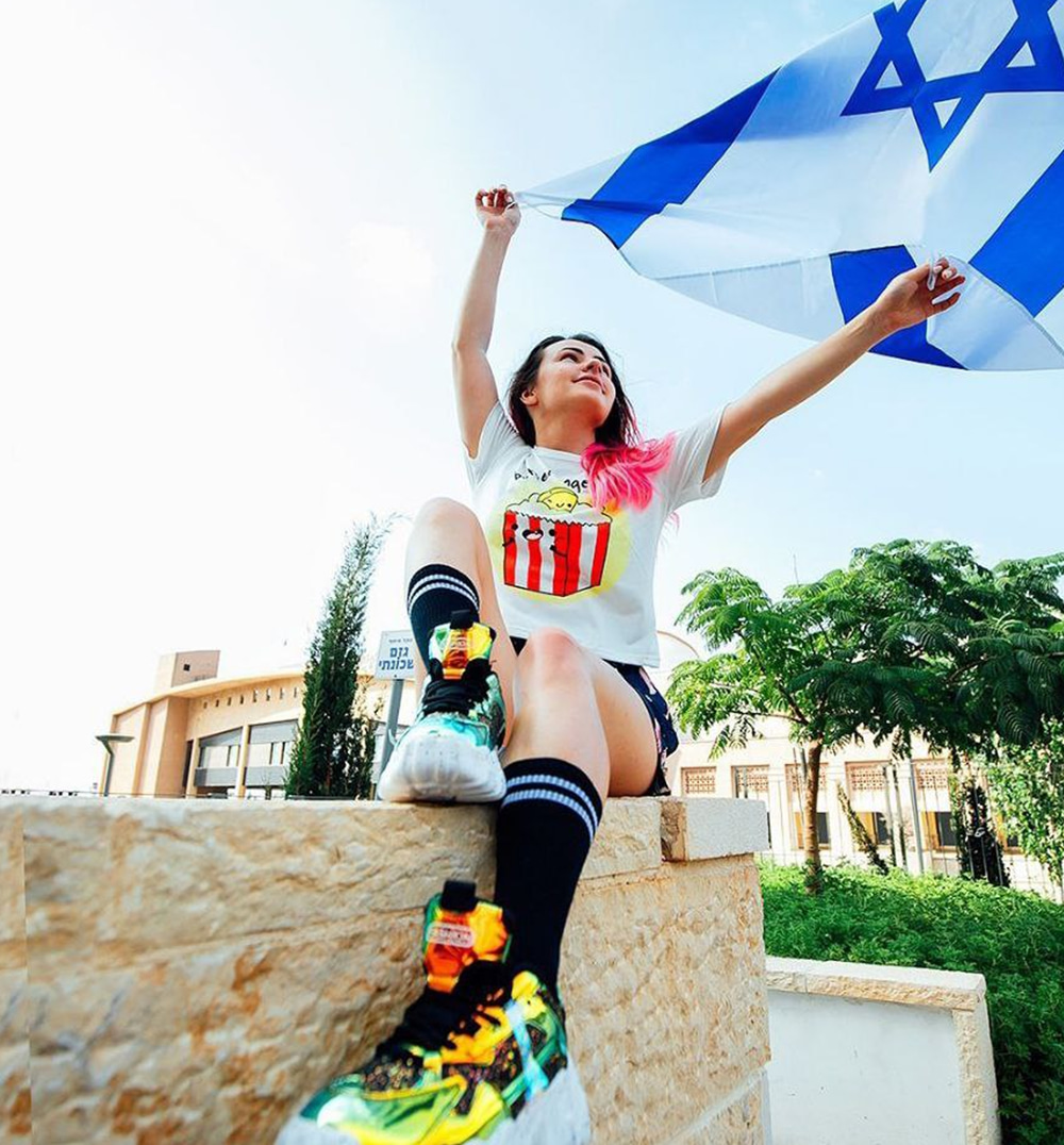 certificates-img-anya