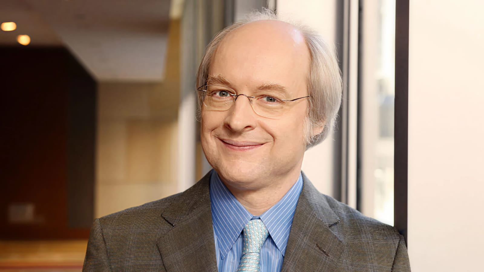 Фотография Якоба Нильсена - сооснователя Nielsen Norman Group и автора 10 эвристик юзабилити.